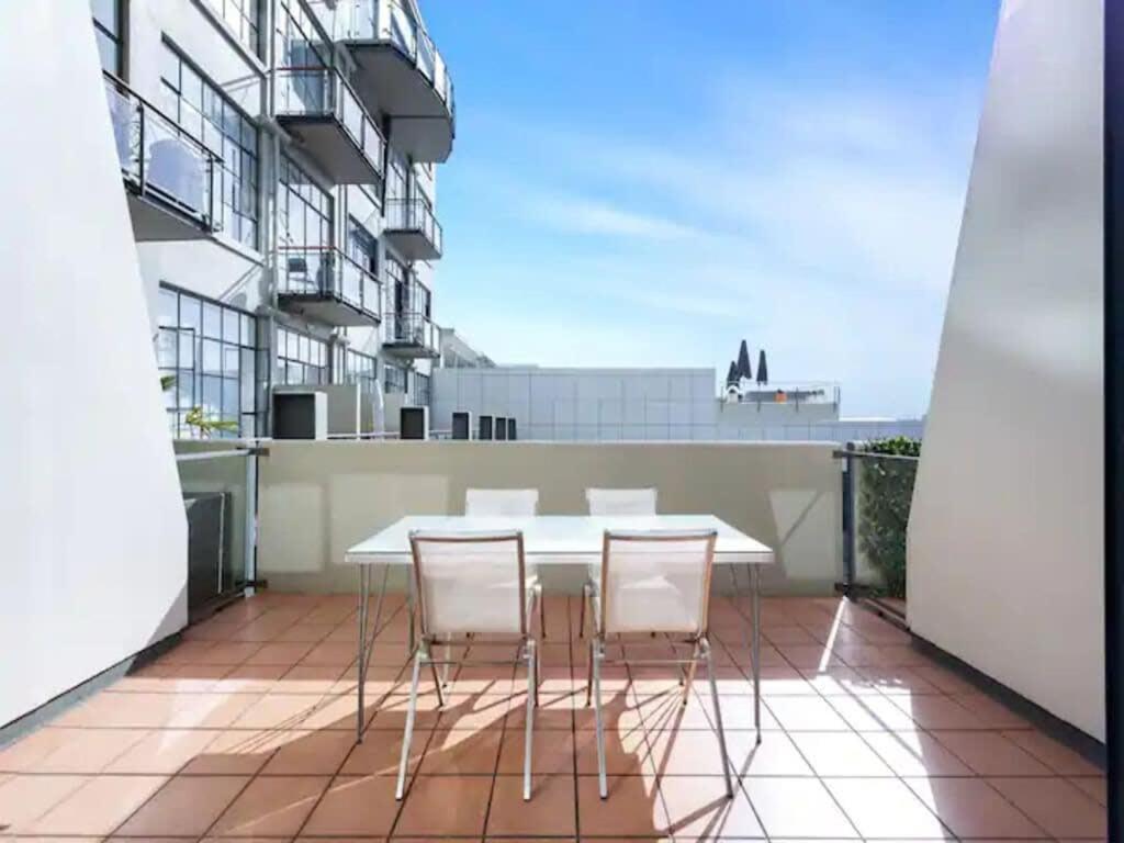 Lovely Bright Apartment With Balcony Pool And Gym 奥克兰 外观 照片
