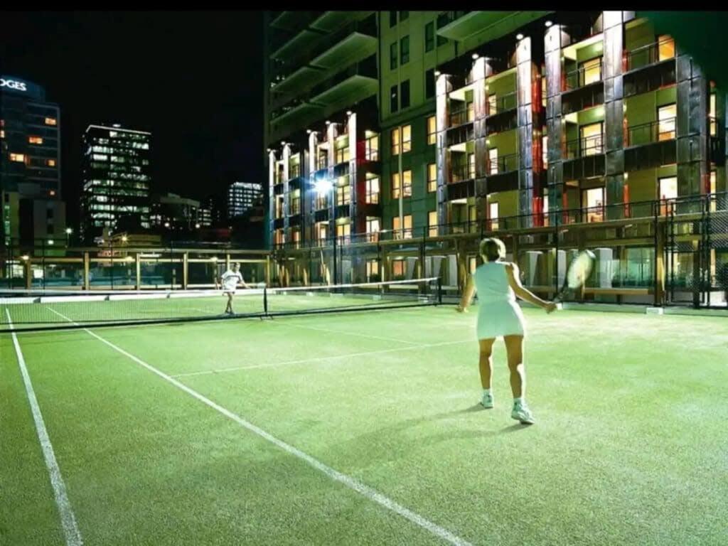 Lovely Bright Apartment With Balcony Pool And Gym 奥克兰 外观 照片