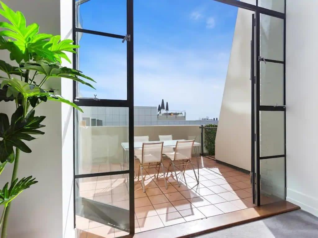 Lovely Bright Apartment With Balcony Pool And Gym 奥克兰 外观 照片